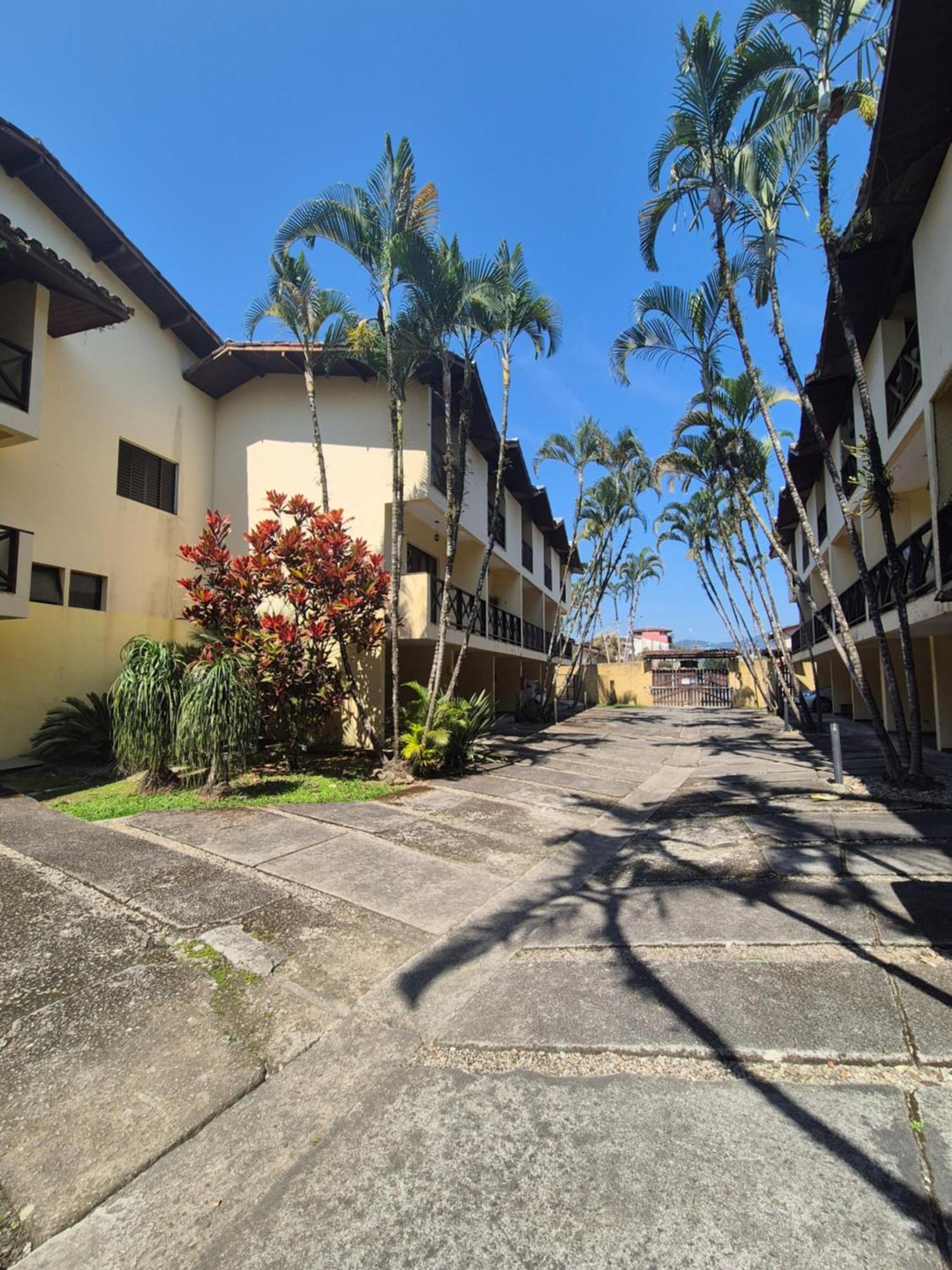 Casa 7 Em Ubatuba No Centro Condominio Com Piscina E Churrasqueira Dış mekan fotoğraf